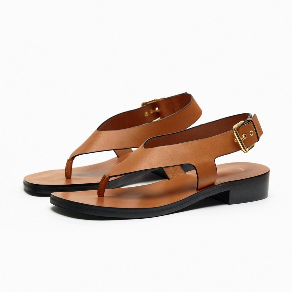 Zara 100% leather sandals with buckle